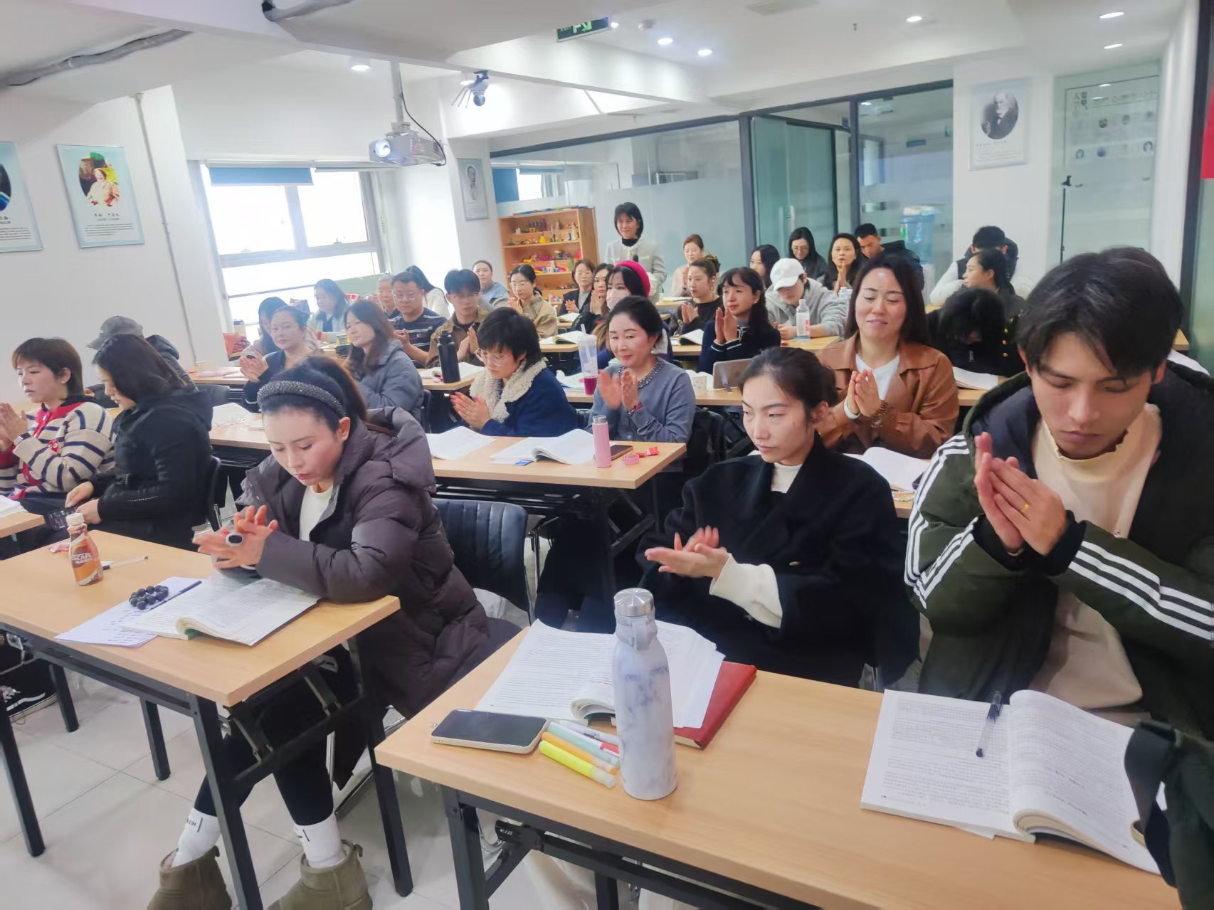 d10b3f927f549f7e58adbb60e2ba3fc1.jpg d10b3f927f549f7e58adbb60e2ba3fc1.jpg